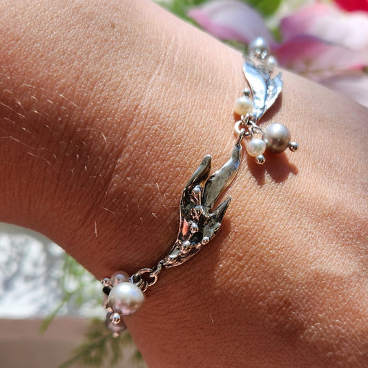 Kelp Bracelet with freshwater pearls in Sterling Silver